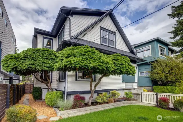 Beautifully landscaped and easy to keep up too!