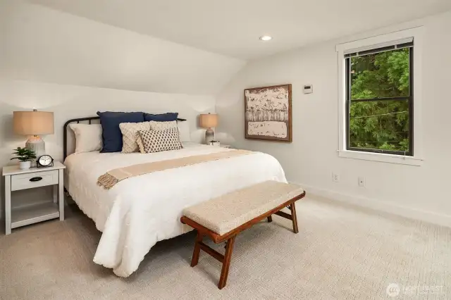 XL primary bedroom