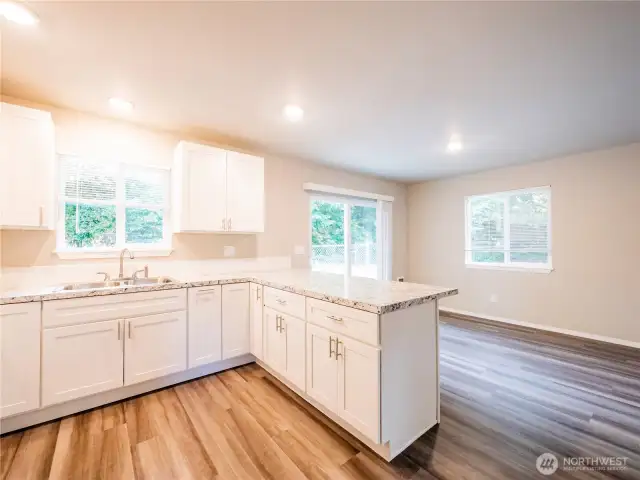 more 3 bed kitchen