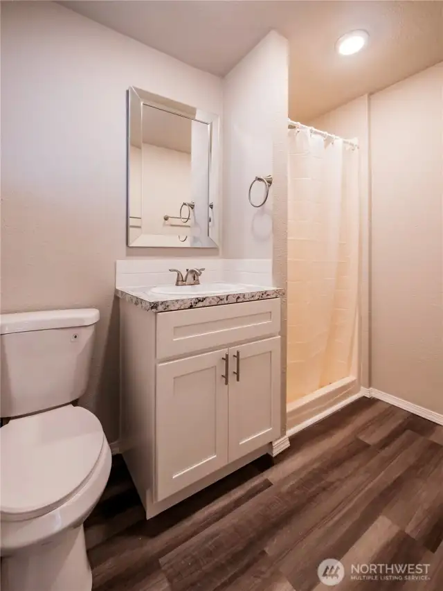1 bedroom bath