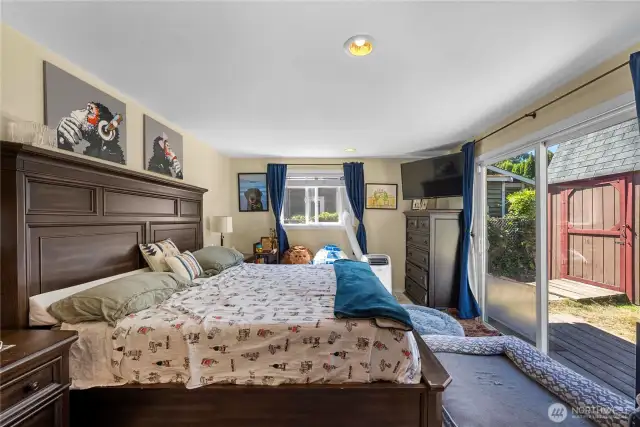 Primary suite.