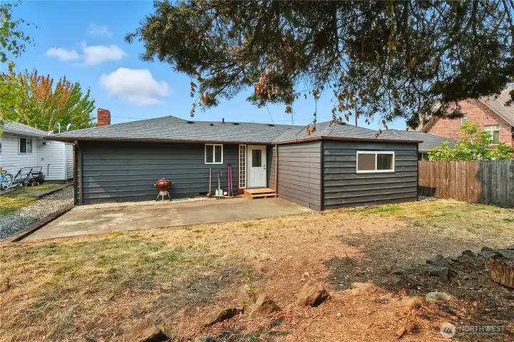 Spacious yard