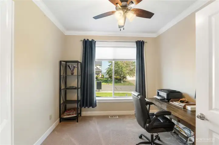 Den/Office or use as Formal Dining!
