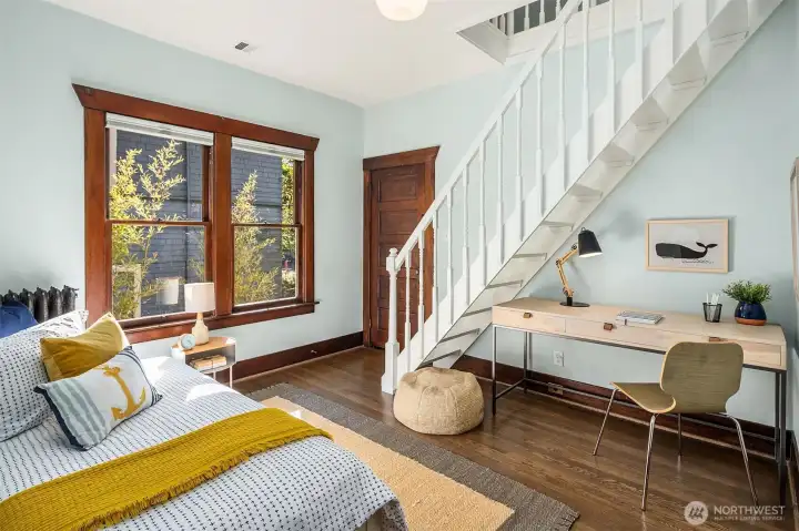 2nd Bedroom (Main Floor)