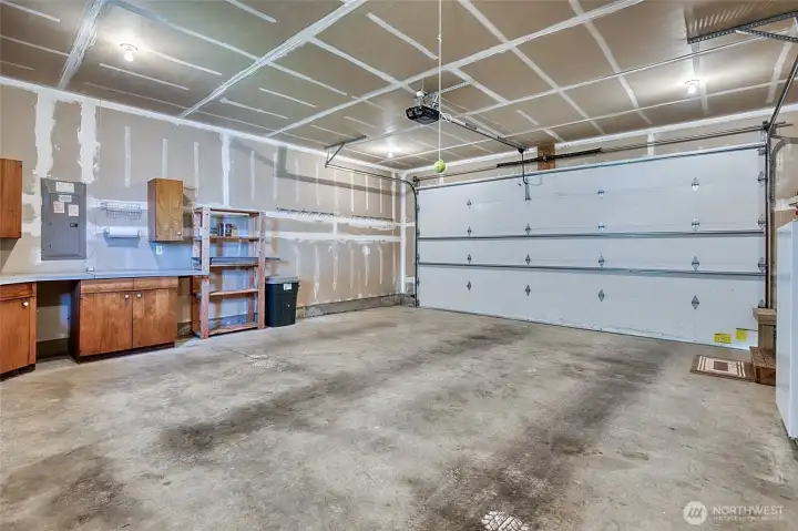 Large 2-Car Garage