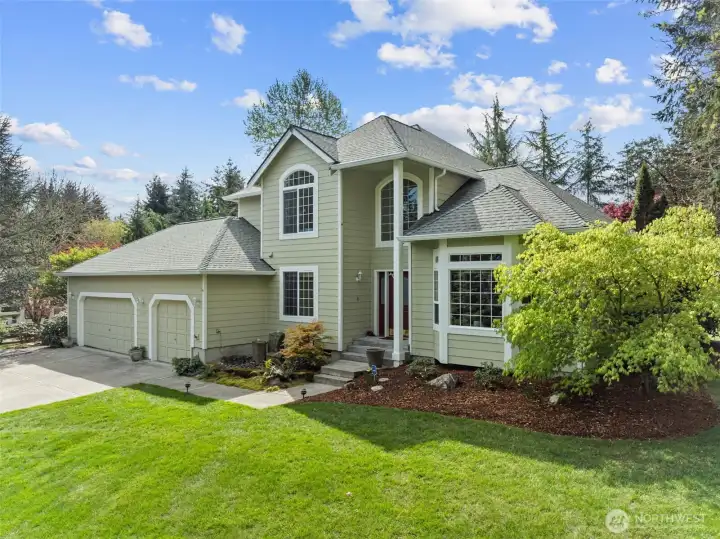 Welcome to 7137 Highlands Dr NE, Olympia, WA 98516