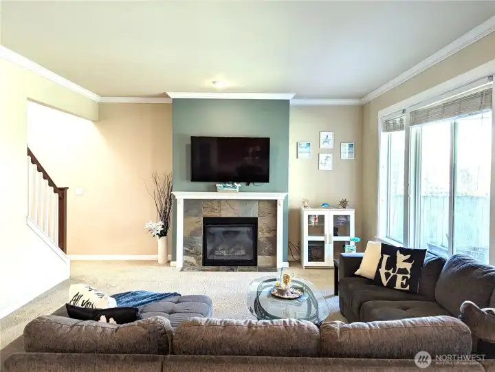 Living room has so much space.