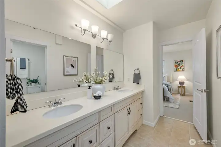 Jack and Jill bathroom on the first floor. Jack and Jill bathroom on the first floor.