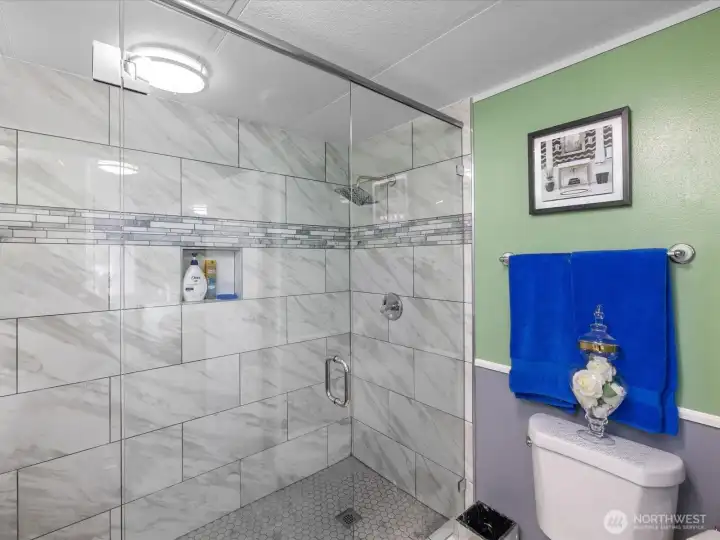 Center placed door for easy access