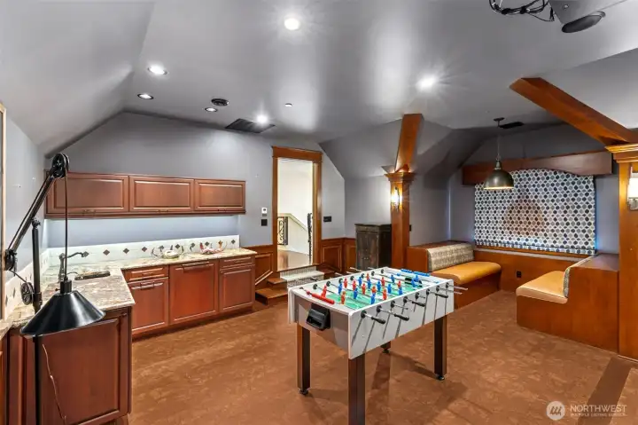 Enjoy games and prepare for your parties in the kitchenette off the movie room.