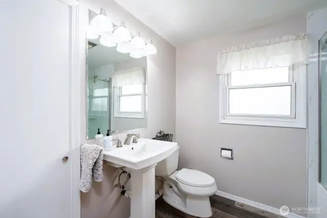 Second bath, fully upgraded