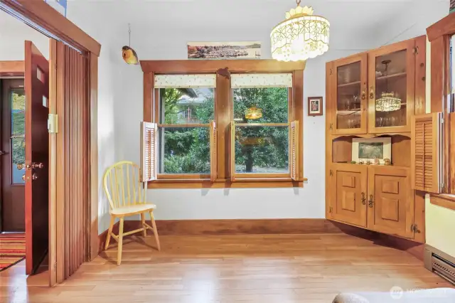 Breafast nook off of kitchen