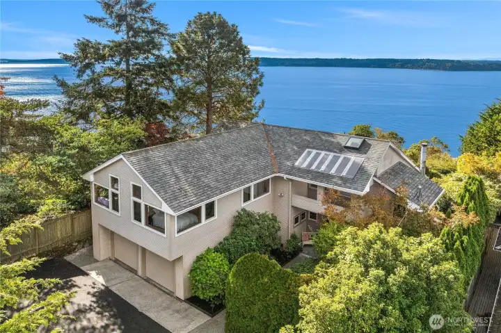 Beautiful contemporary home with Puget Sound views!