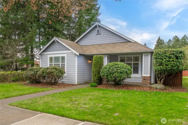 Nicely screened-in covered front porch