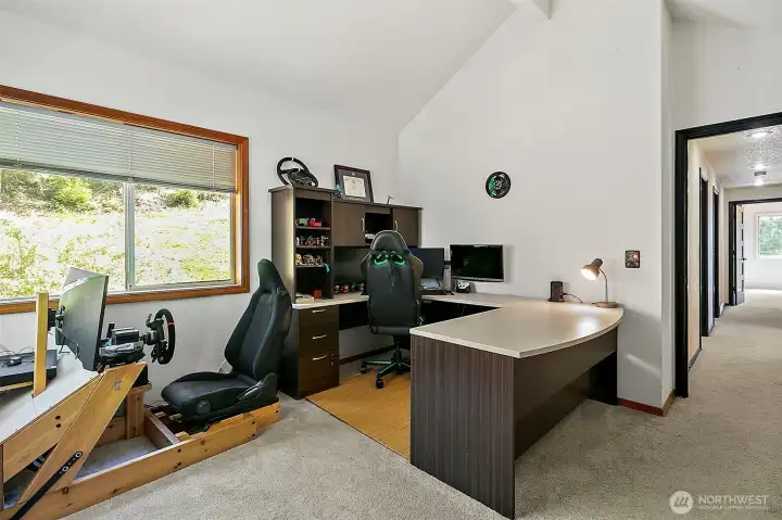 Bonus space for potential office.