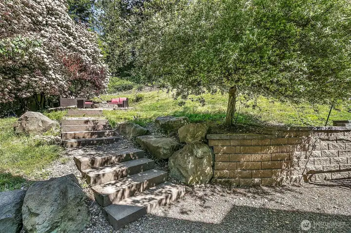 .424 acre lot.