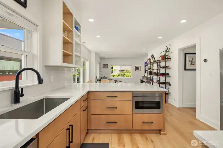 2-bedroom suite - Refinished hardwood floor throughout. 2-bedroom suite - Refinished hardwood floor throughout.