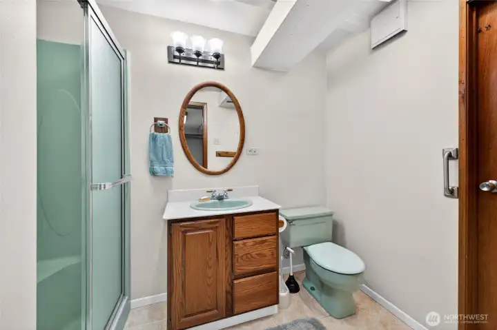 3/4 Bath attached to your primary Suite