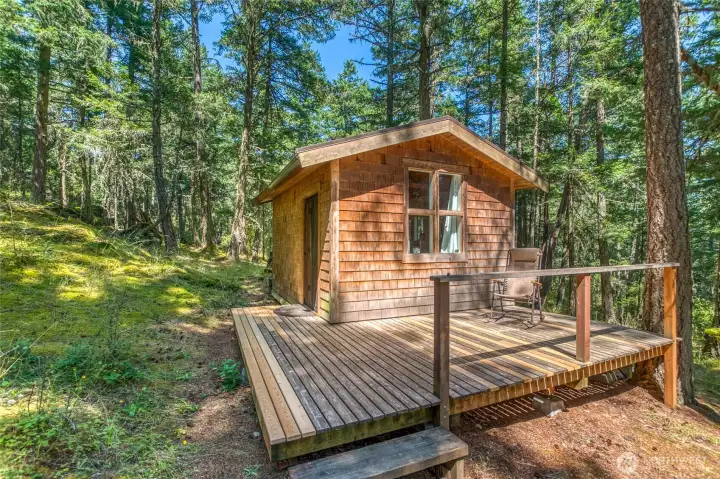 Studio cabin. Studio cabin.