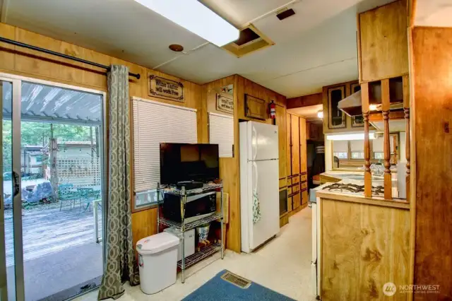 Refrigerator as well
