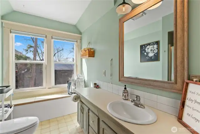 Upstairs bathroom