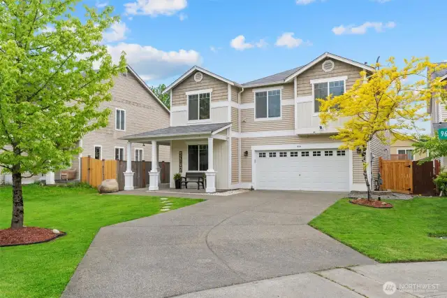 Beautiful home in convenient South Hill Graham location