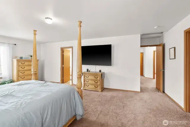 Another view of the primary bedroom