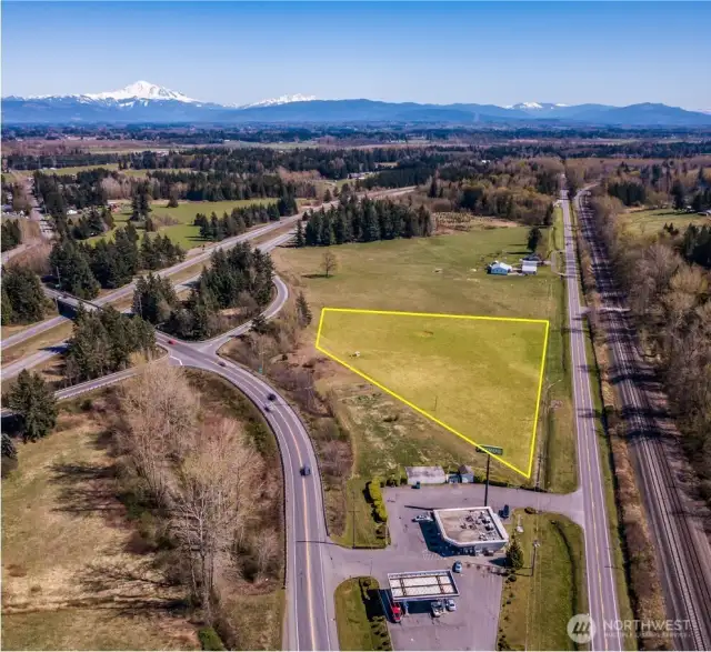 Looking south, I-5 exit 266