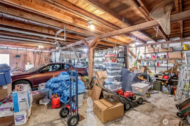Garage/shop