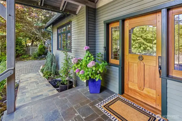 Slate porch with handy ramp