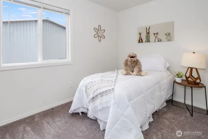2nd bedroom