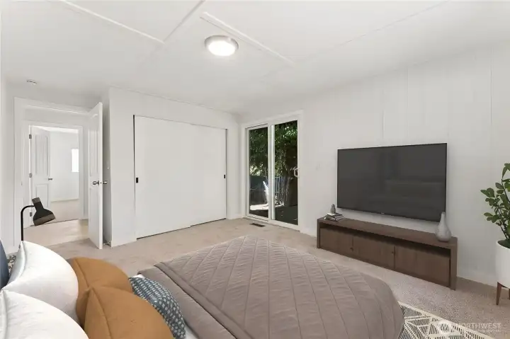 Virtually staged