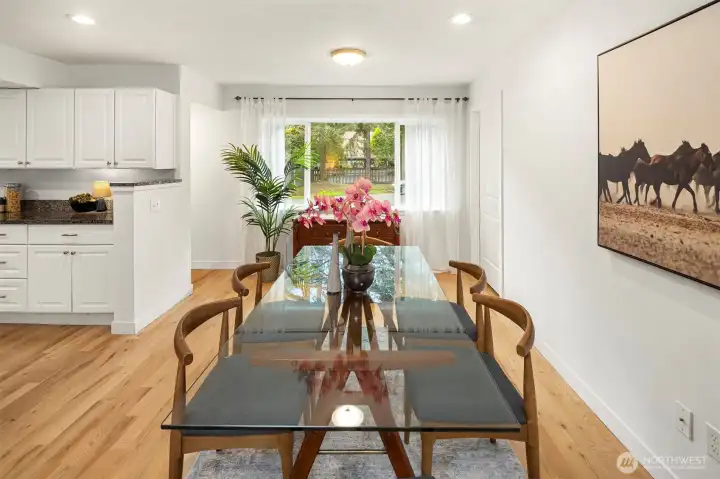 Lots of space for entertaining here!