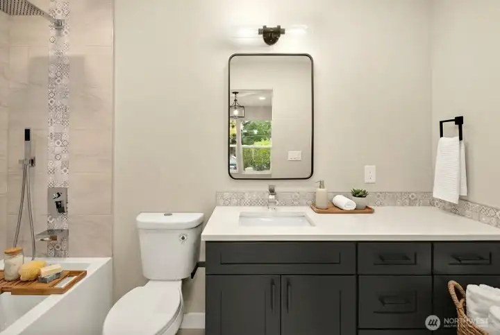 Luxury spa-like en-suite bathroom for Primary bedroom.