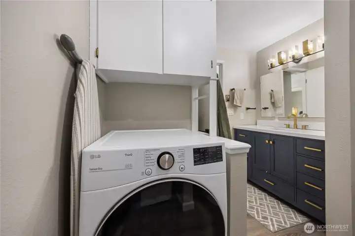 Washer & Dryer in Main Bathroom