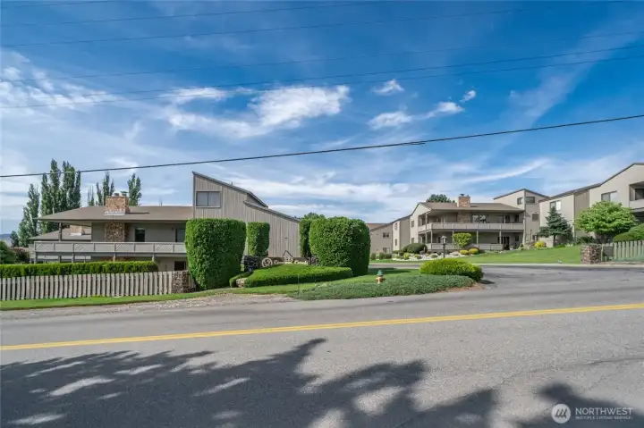 Canyon Creek. 225 19th St NW