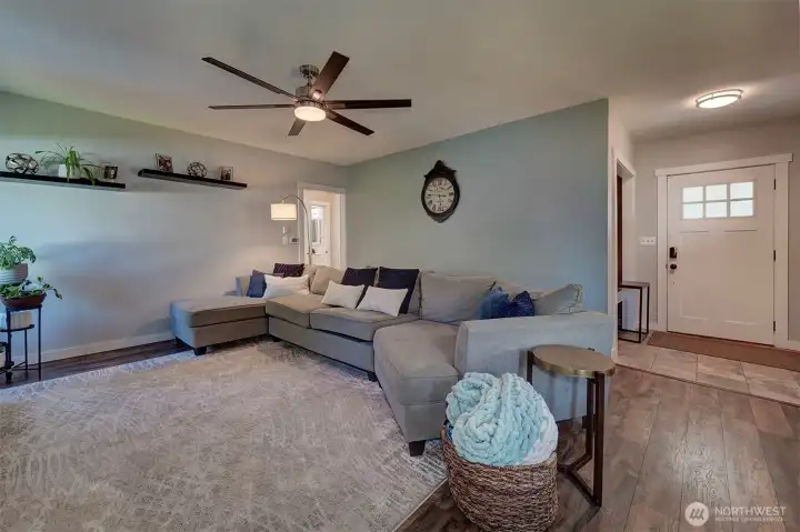 Cozy living room to enjoy a book or veg out to Netflix.