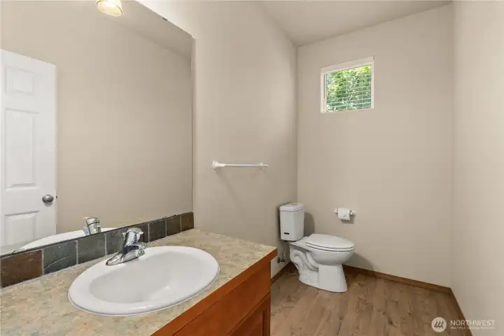 Main Level 1/2 Bathroom