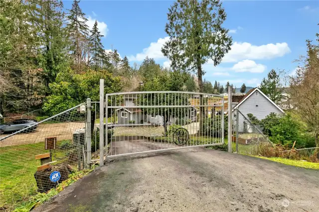 Gated Entry with electronic controls