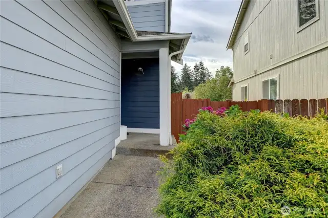 Primary entry to home is at side