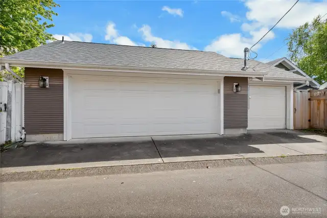 Alley access to this newer garage.