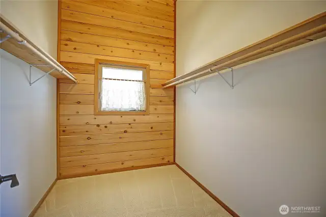 Walk In Closet