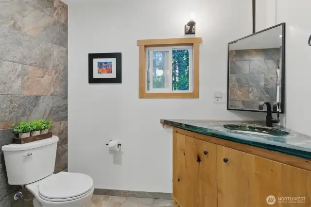 3/4 Bath in "The Bunky"