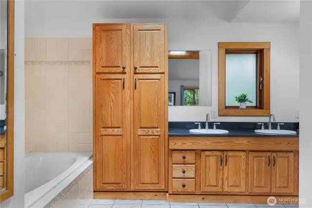 Spa-like bathroom: Designed for ultimate relaxation, with deep jetted tub.