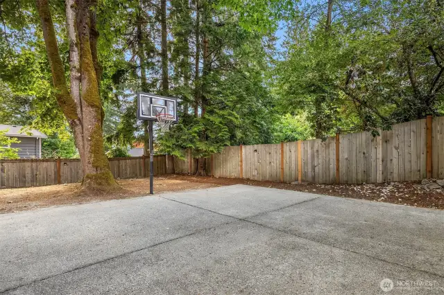 Patio with basketball hoop