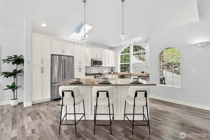Large Kitchen with Island