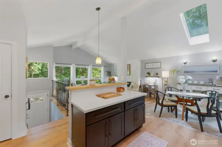 Open concept for the Kitchen, Dining Room and Living Room! Open concept for the Kitchen, Dining Room and Living Room!
