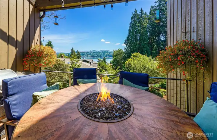 Covered entertaining deck off of living spaces