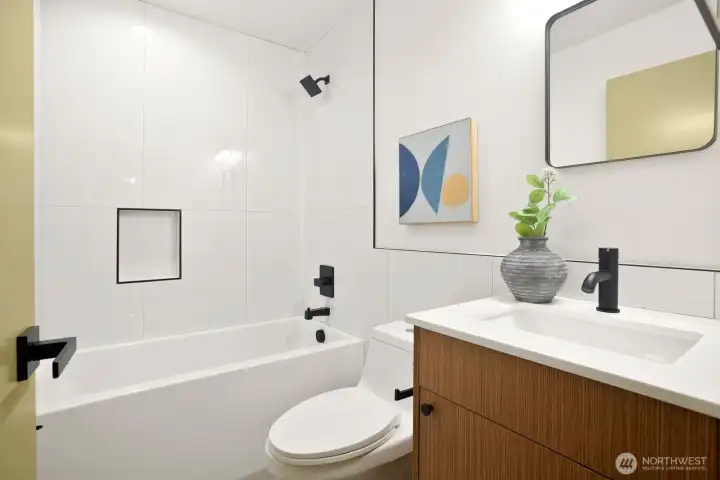 Full Bath Adjacent to 1st Floor Bed Full Bath Adjacent to 1st Floor Bed