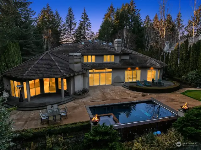 Sprawling patio space and elegant living.